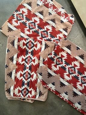 Pendleton Southwestern Pattern Bath Towels beach towel "Mountain Majesty" towels